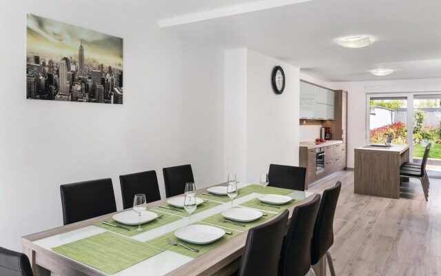 Nice Home in Pula With Wifi and 4 Bedrooms