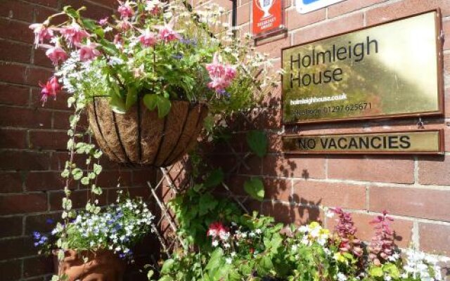 Holmleigh House Bed and Breakfast