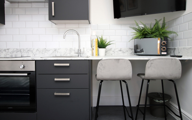 Eveswell Studios | Premium | Studio 7