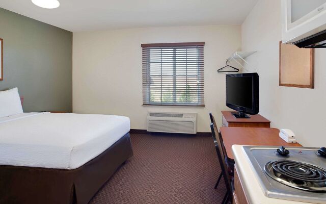 WoodSpring Suites Richmond Colonial Heights Fort Gregg-Adams