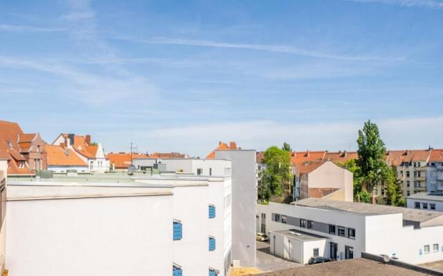 ID 6410 | Private Apartment