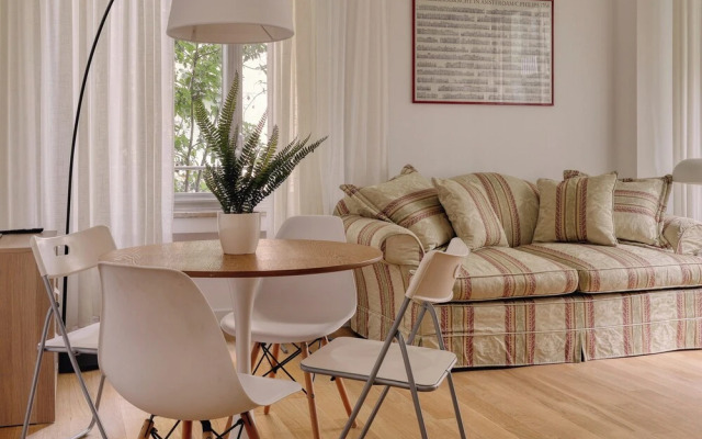 JOIVY Studio Near Pinacoteca Brera