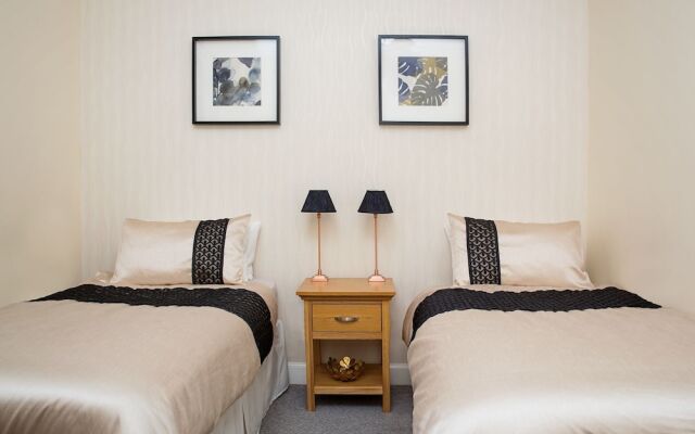 Prestwick Town Center Flat