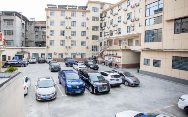 Xiyue Hotel (Yuxi Station Branch)