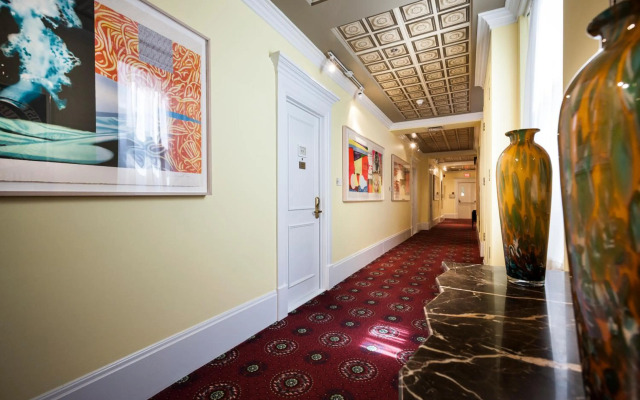 LHotel Montreal