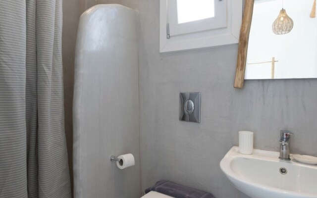 Parosquare Central Suites