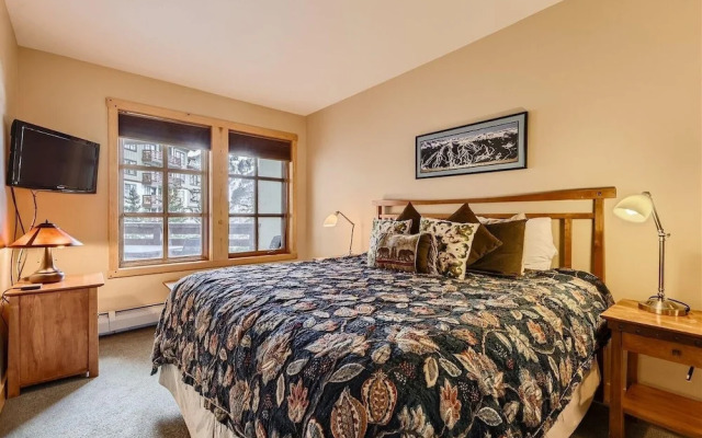 Passage Point  311 1 Bedroom Condo by RedAwning