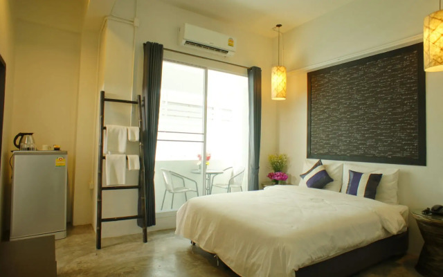 Walking Street Residence