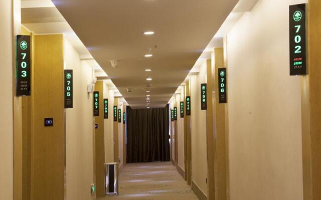 GreenTree Inn Bengbu Longzihu District Railway Station Express Hotel