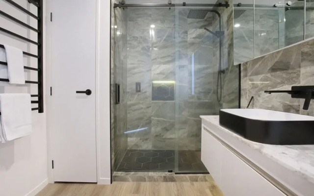 The Oasis Home with Hot Tub and Parking