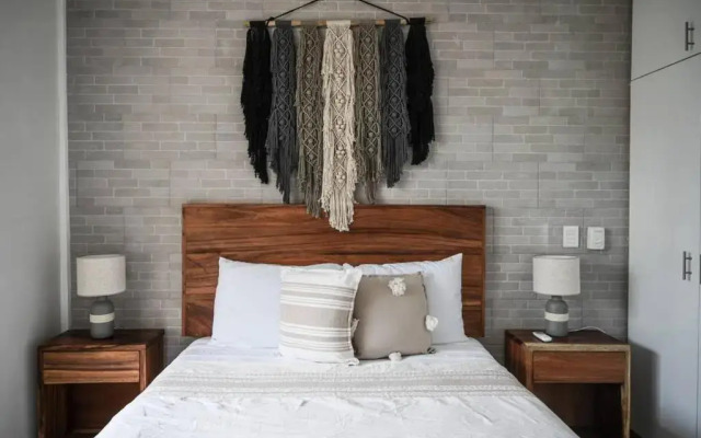 Dune Luxury Condos - Suite w Private Terrace