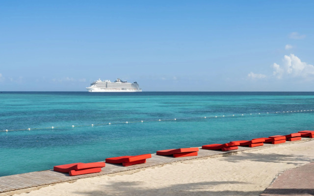 Grand Decameron Montego Beach, A Trademark All-Inclusive Resort