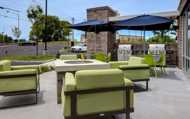Home2 Suites Downtown Nashville/Metrocenter