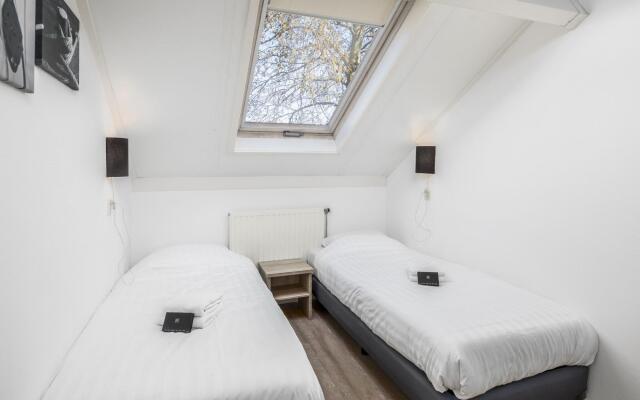 Spacious Holiday Home in Renesse near North Sea