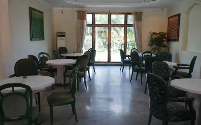 BRIA Hotel & Convention