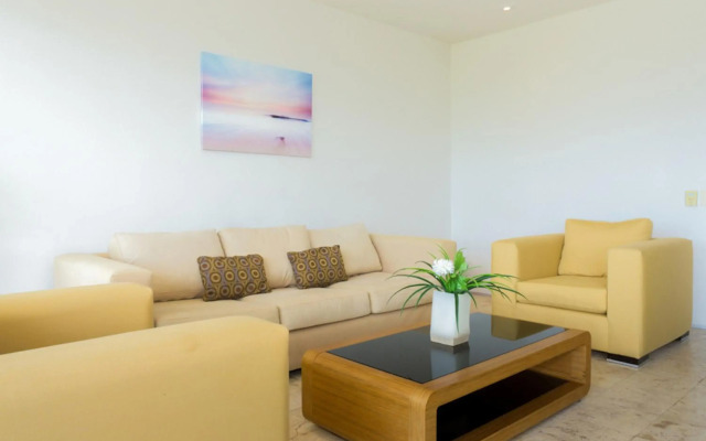 Magia Beachside by Bric