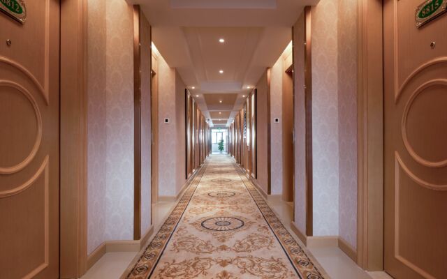 Vienna Hotel -Yantian Harbor