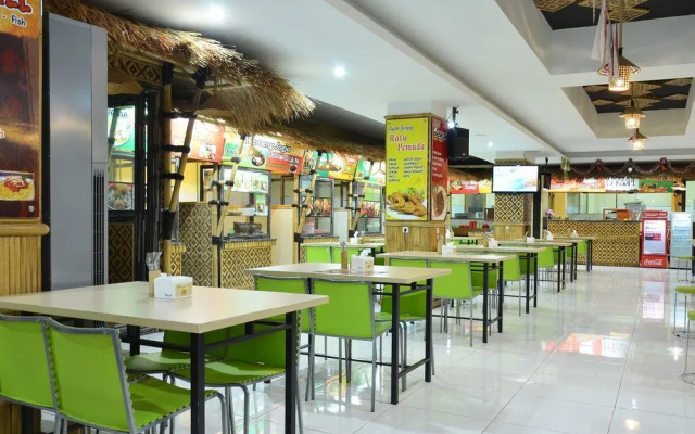 Zen Rooms Near Tunjungan Plaza