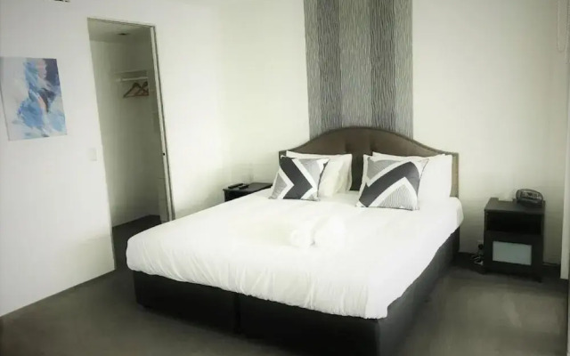Private Apartments at Q1