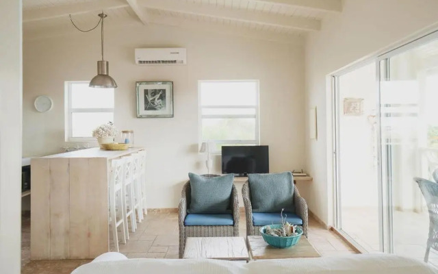 Ocean Breeze Bonaire Apartments
