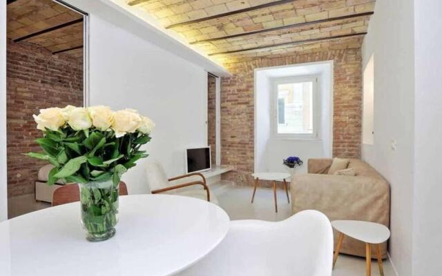 Charming flat near Colosseum