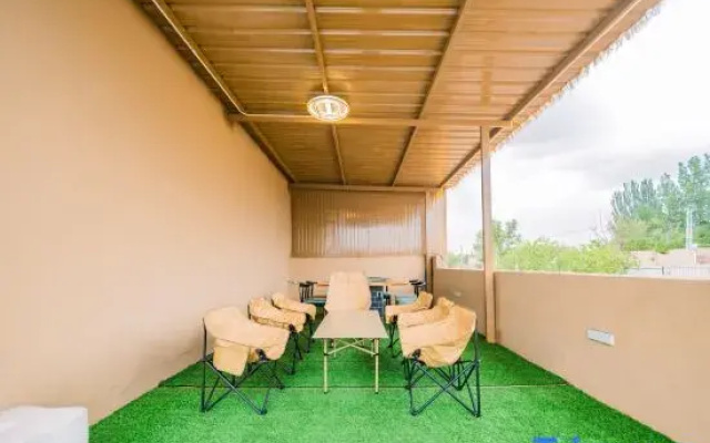 Zhongwei Huazhi Homestay (Shapotou Scenic Area Branch)