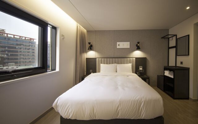 Yeonsan Hound Hotel