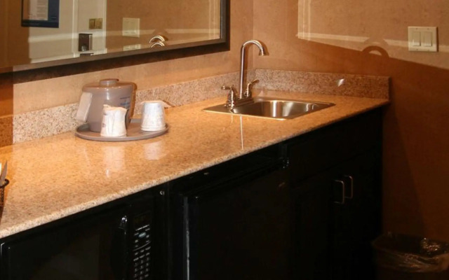 Hampton Inn & Suites Barstow