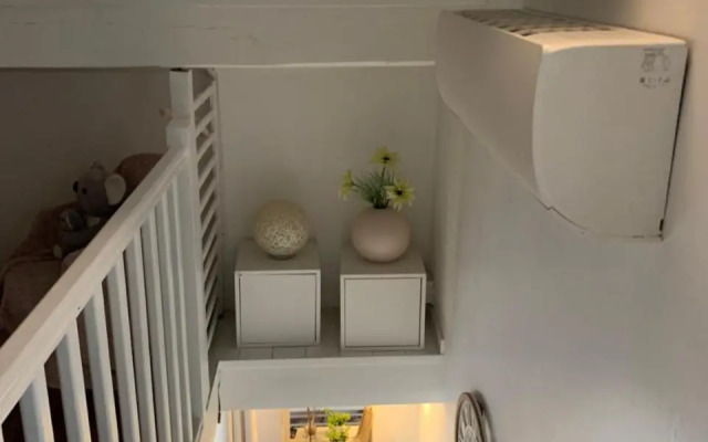 petite maison cosy avec exterieur