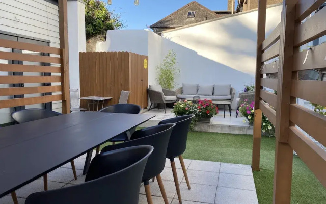Macs Townhouse