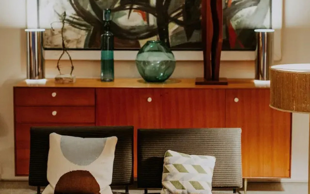 Weaving House by Boutique