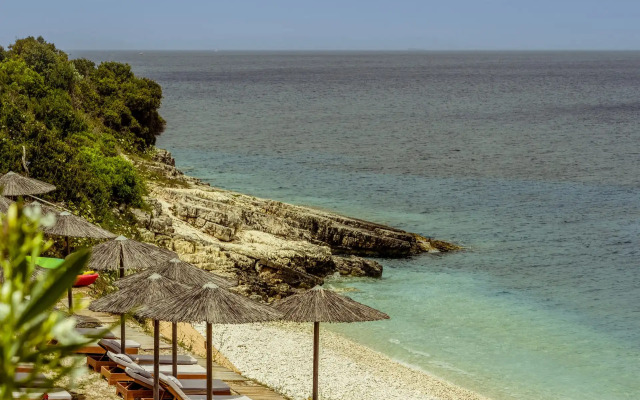 Anassa Mare