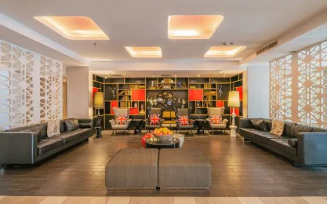 Orange Hotel (Shanghai Ruijin South Road)