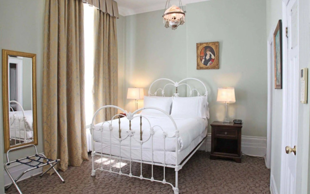 North House - Auberge la chouette / Hôtel Automatisé