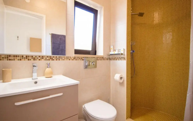 102 Hibiscus Monte Dourado