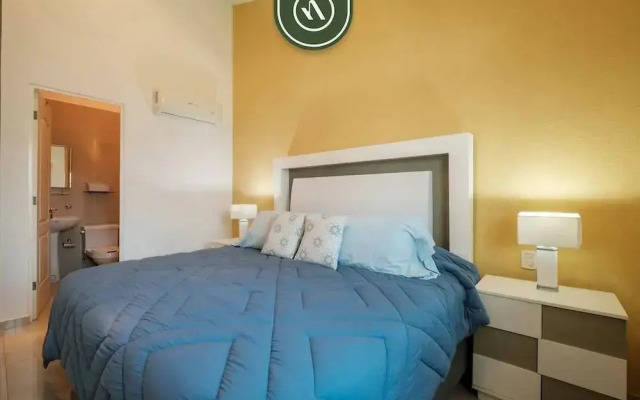 2BR Condo in Acapulco With Private Patio - Pool