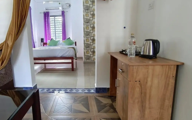 Nirupama Hotel Aluva