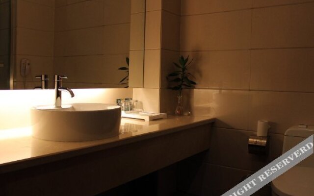 Shanfei Huizhan Center Hotel