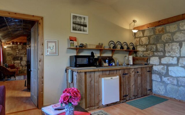 A Barn at the Quarry