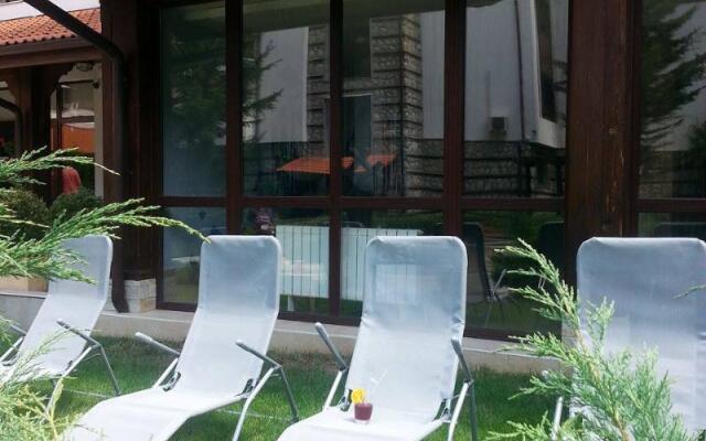 Winslow Infinity Apart Hotel