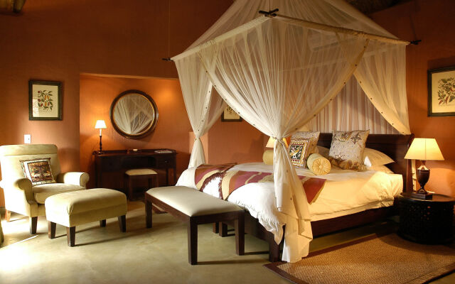 Motswiri Private Safari Lodge