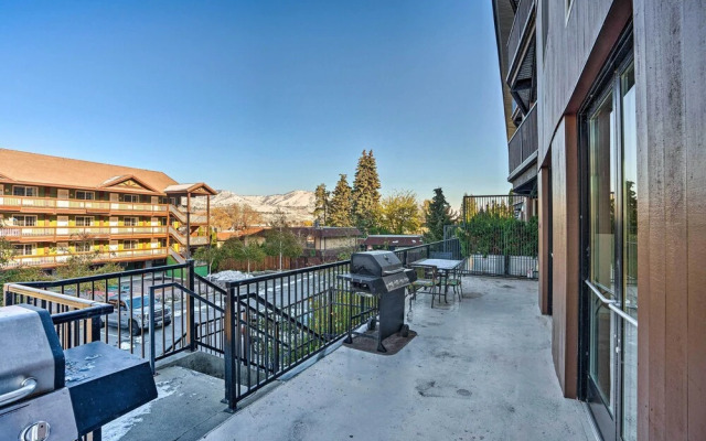 Resort-style Condo w/ Lake Chelan & Mtn Views