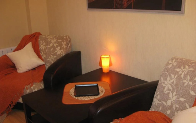 Sutkiarenda on Morskaya Naberezhnaya 35/6