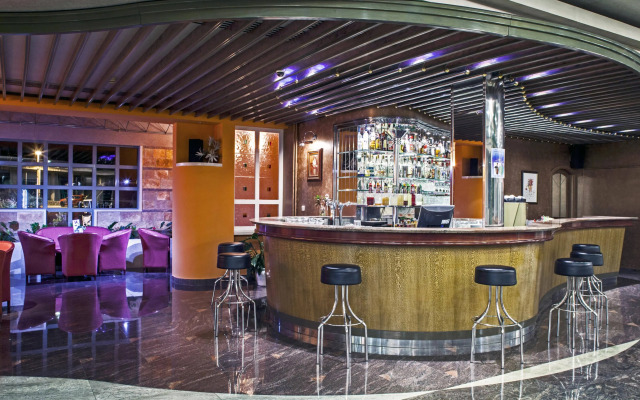 Bluesun Hotel Alga