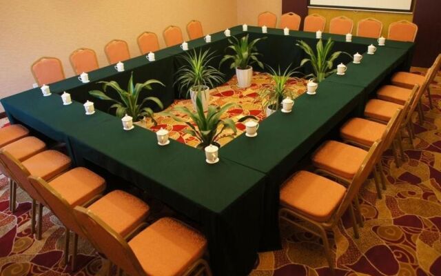 Golden Palace Hotel
