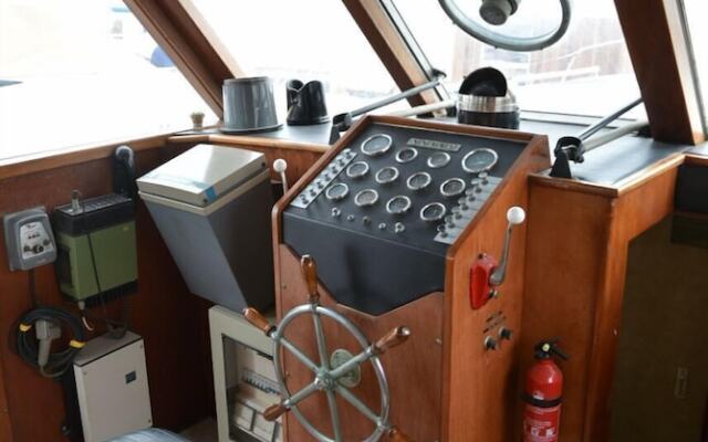 Yacht Germinal Honfleur