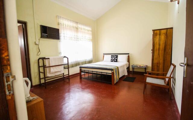 Yoho Airport Way Bungalow
