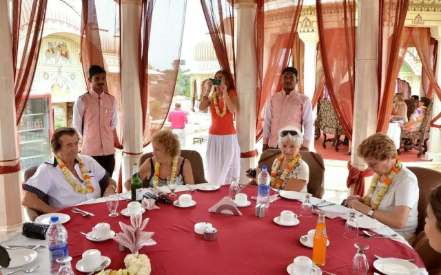 Hotel Royal Rest