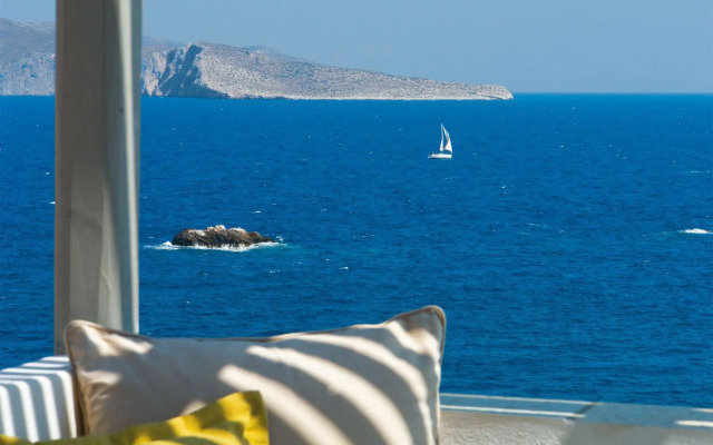 Onar Suites & Villas