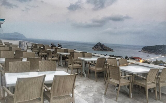 Mavi-Yesil Apart Hotel Tisan